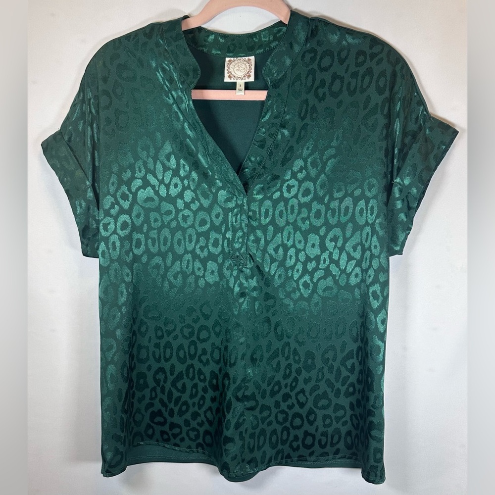 TRUSELF Green Leopard Print Women's Top Size Small NWOT